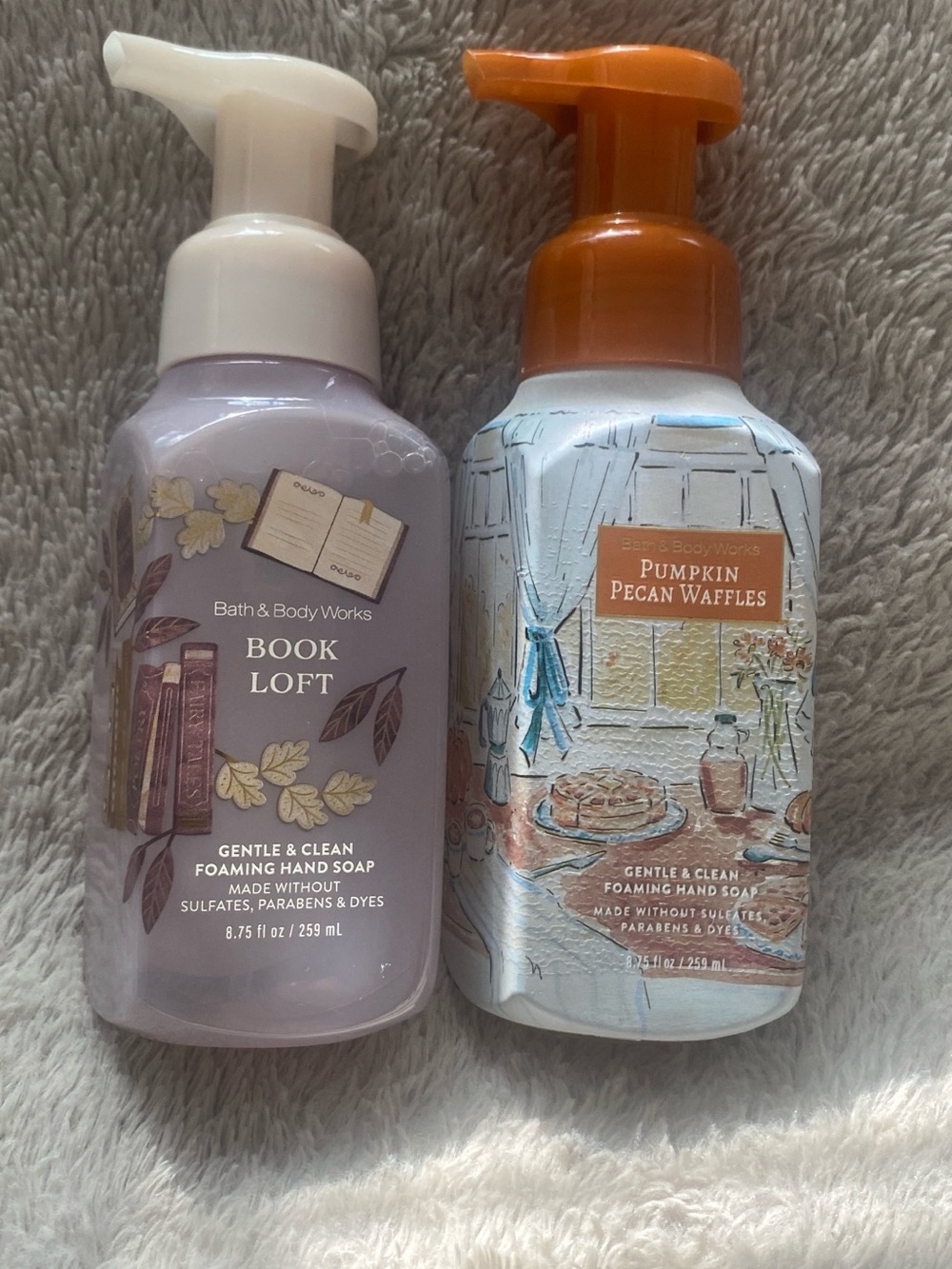 Bath & Body Works Book Loft Foaming Hand Soap - and Pumkin pecans and waffles